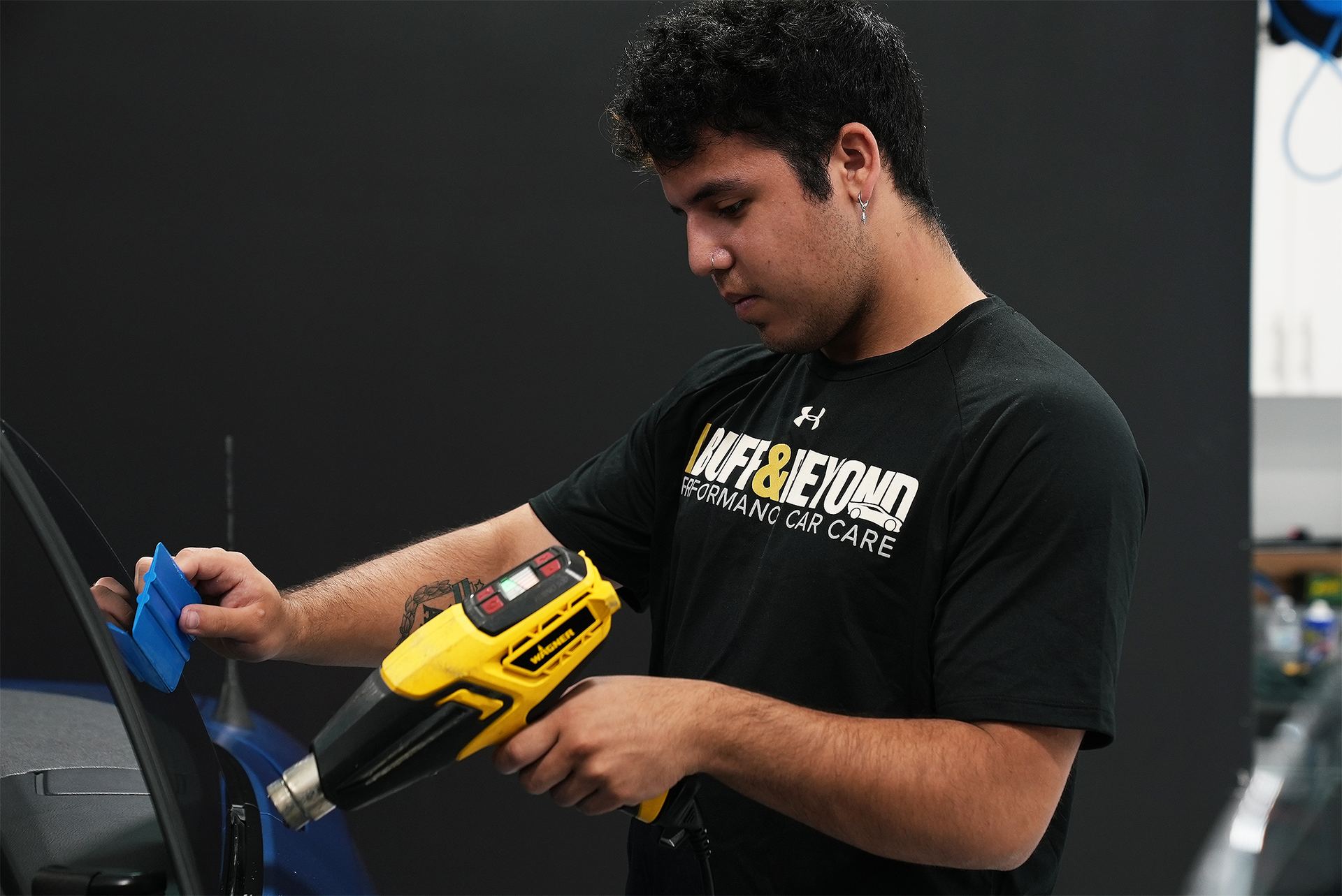 Heat-shrinking ceramic window film